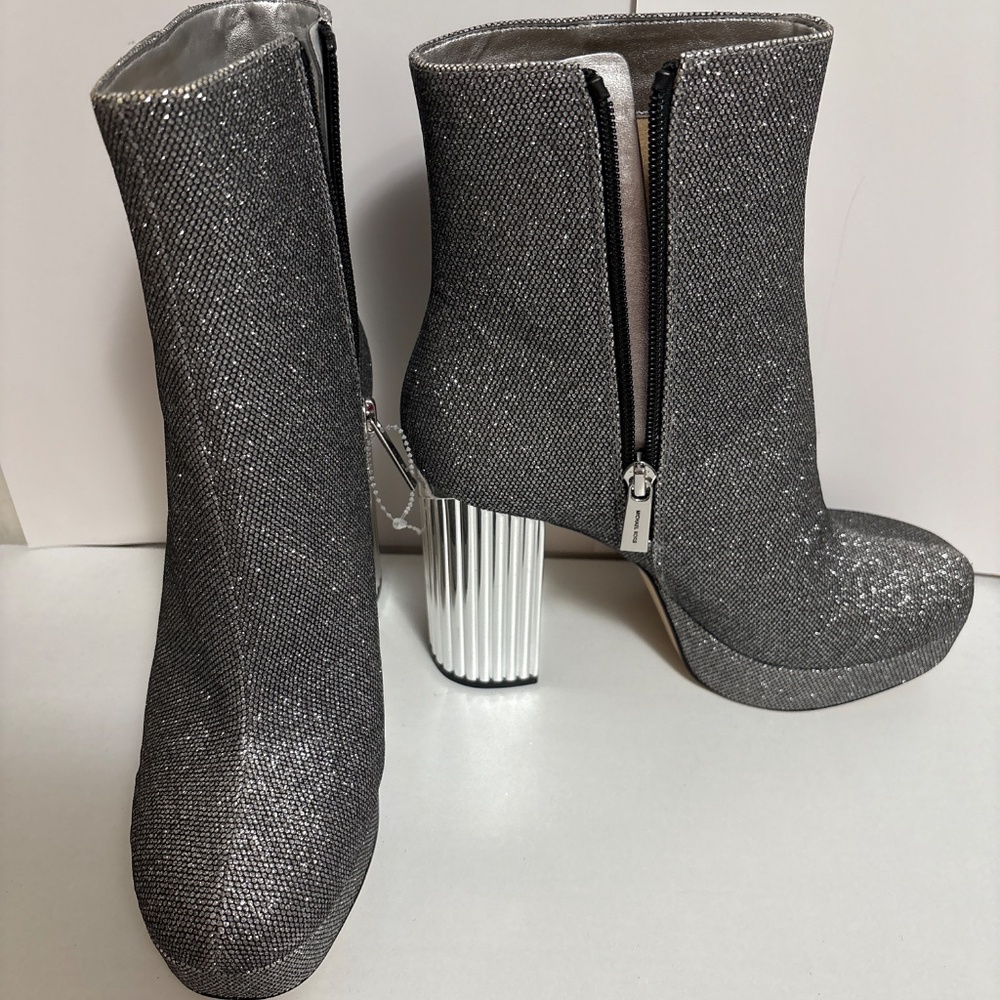 New!! MICHAEL KORS Porter Glitter Platform Dress Booties Size 7M - Picture 3 of 10